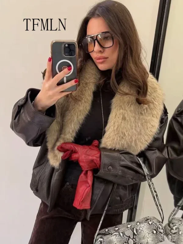 Retro feminino solto jaqueta de couro falso 2025 moda inverno removido grande gola de pele casaco causal alta rua duplo breasted outwear