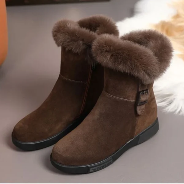 2024 botas de neve quentes de couro da moda de inverno feminino com solas grossas de pelúcia sapatos de algodão antiderrapantes confortáveis